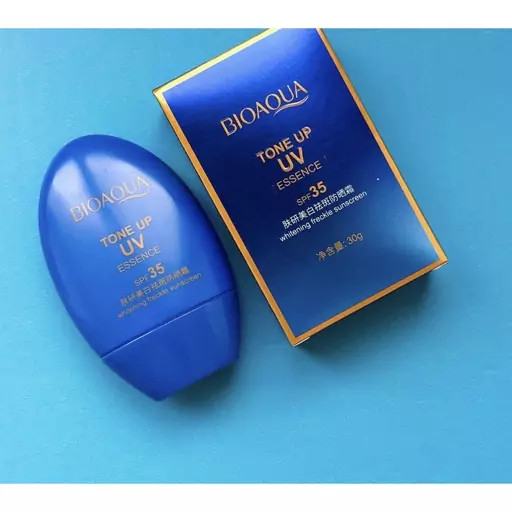 کرم ضد آفتاب بی رنگ بیوآکوا 30 گرمی spf35